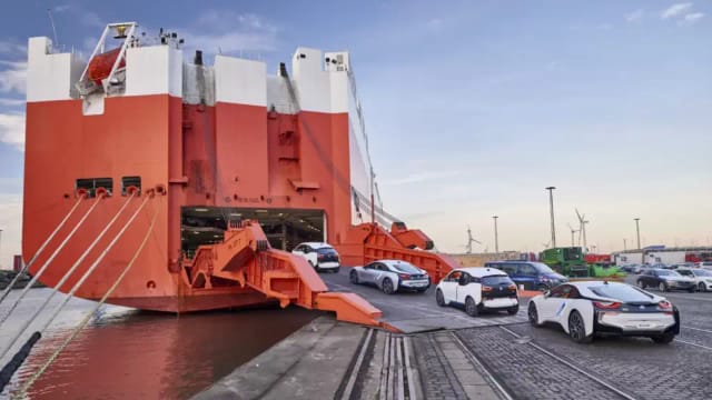 Hawaii & Alaska car shipping - Professional auto transport service